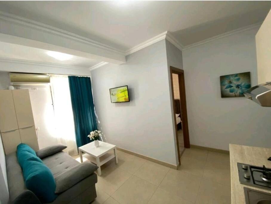 Studio Mamaia - Solid Residence Luaran gambar
